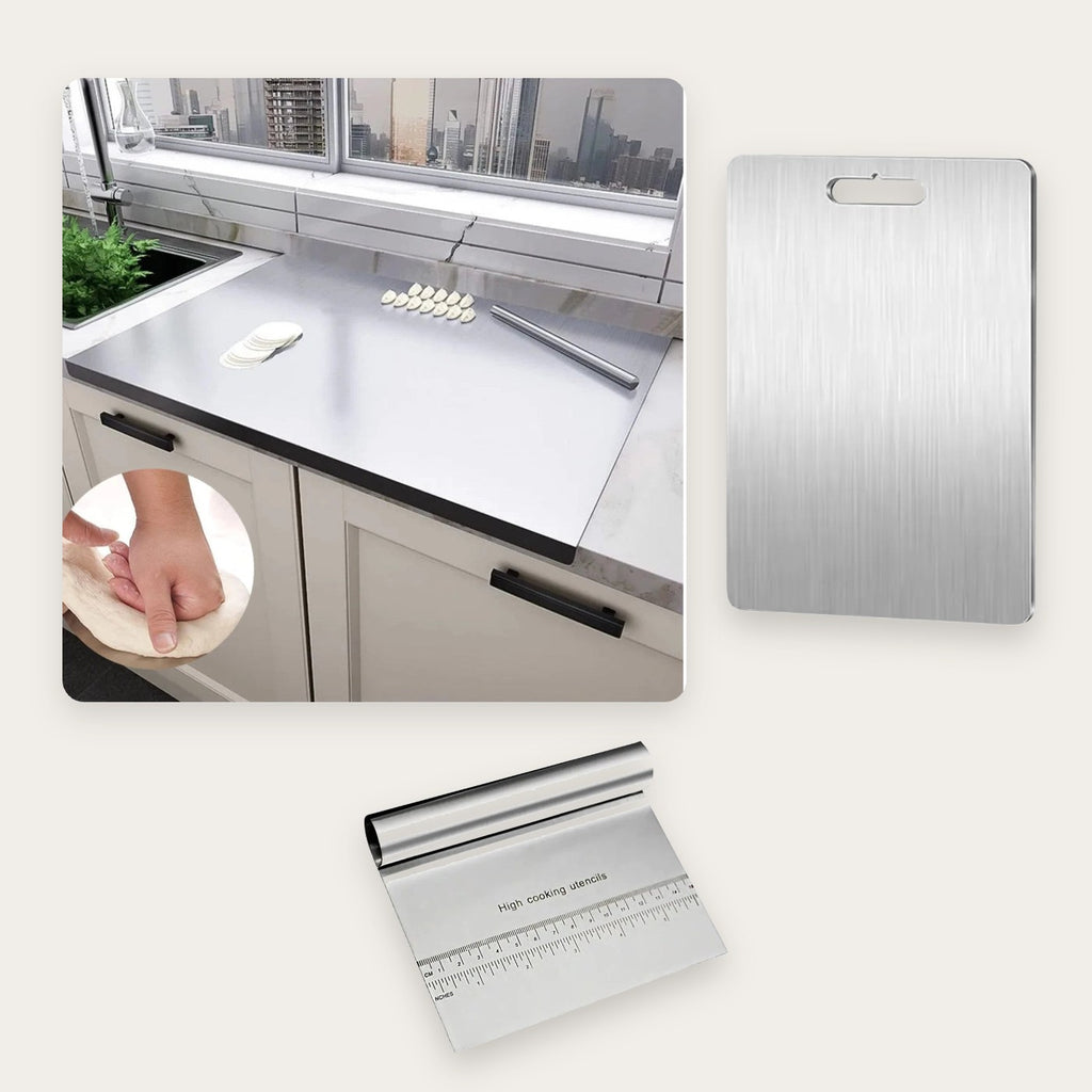 Set inox: tagliere da lavoro 30 × 40 cm, tagliere 28 × 39 cm e raschietto
